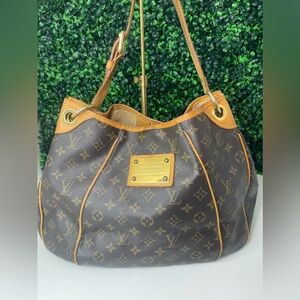 Louis Vuitton Monogram Galliera PM